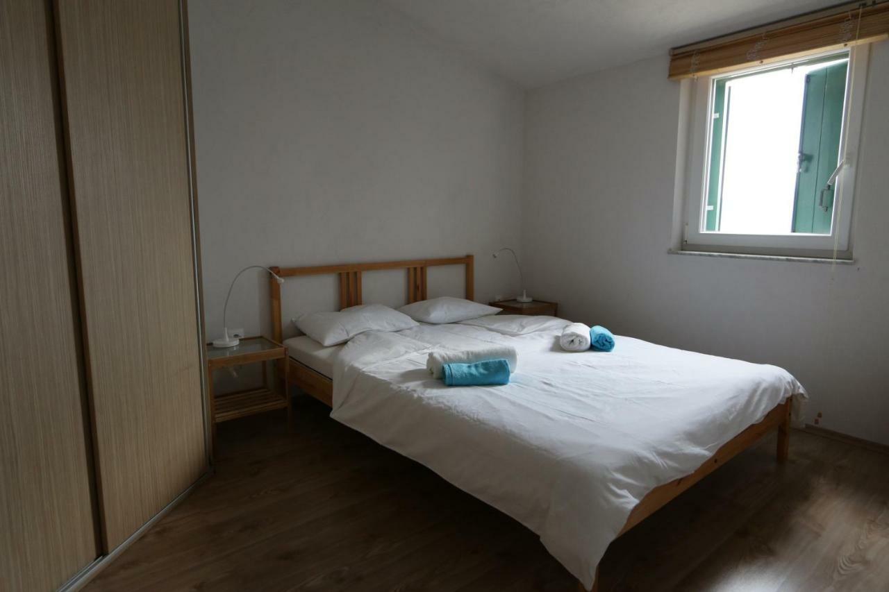 Apartment Marko Rava